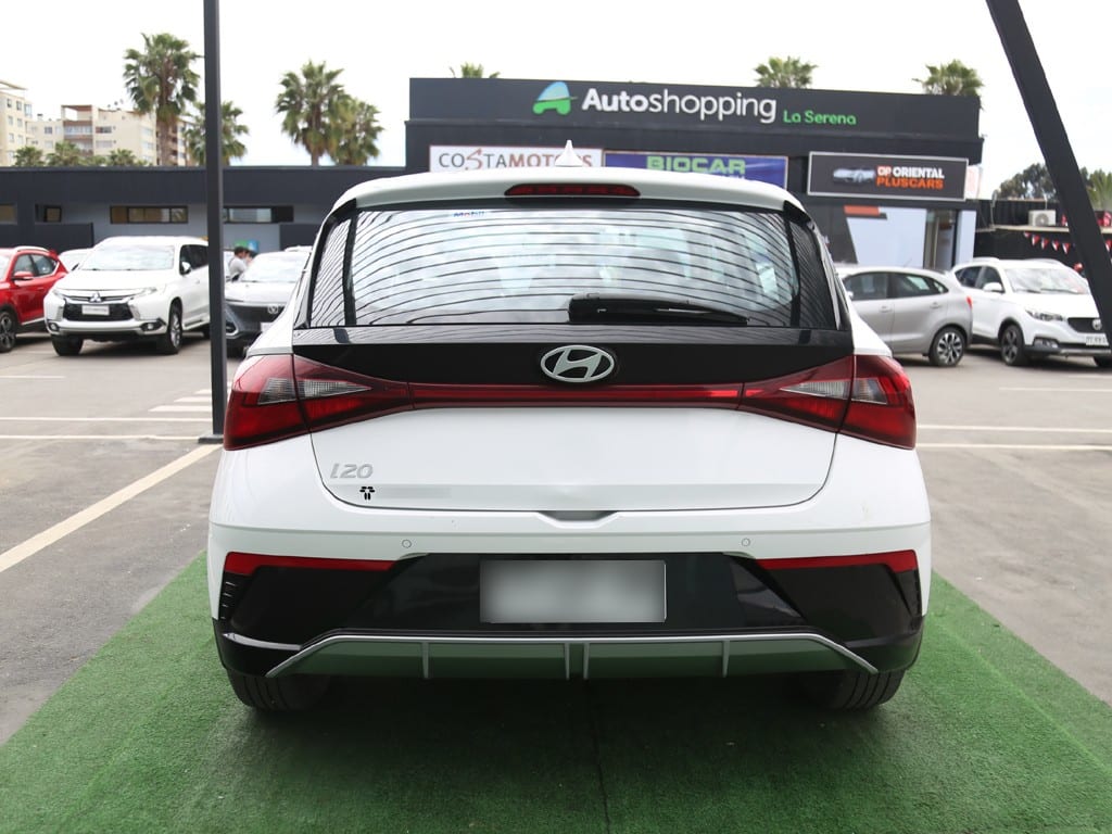 Hyundai I20 Plus 1.4 Mt año 2025