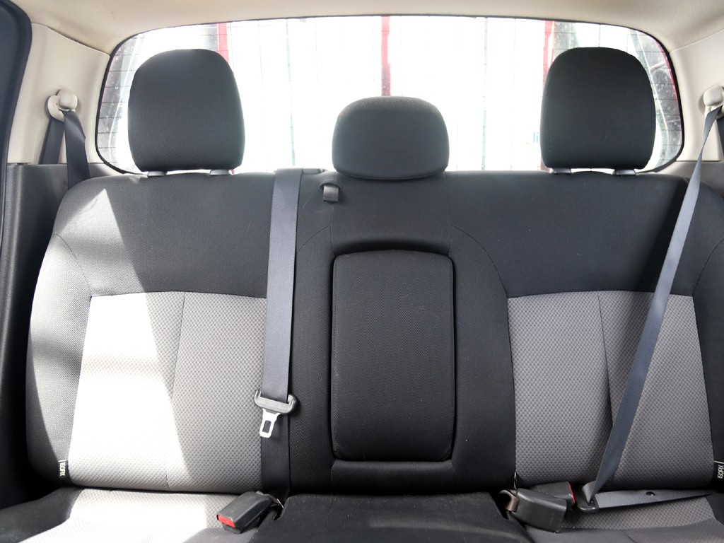 Mitsubishi L200 Katana 2.4 4x4 Mt año 2023