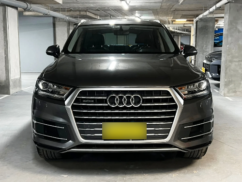 AUDI Q7  año 2020