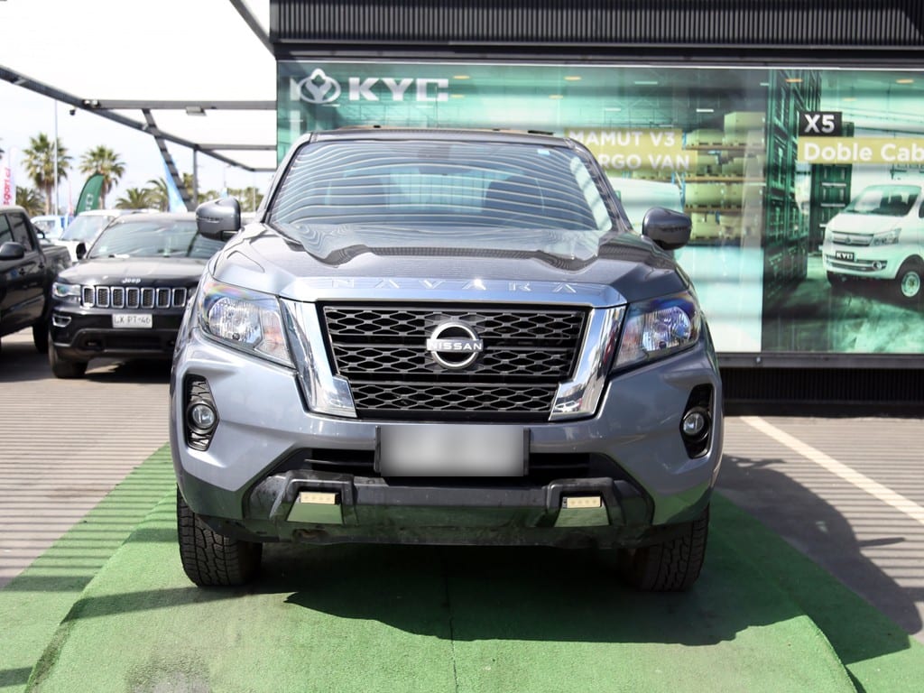 Nissan Navara 2.3 Xe Mt 4x4 año 2024