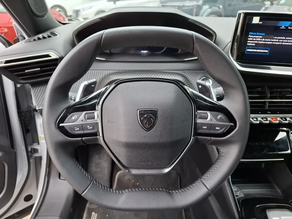 Peugeot 2008 1.2 Hybrid Allure Aut año 2026