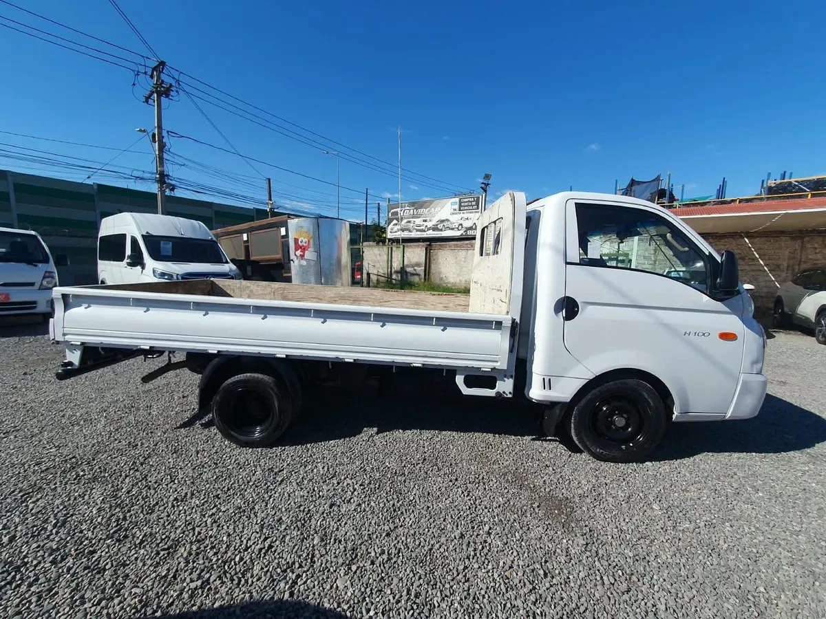 HYUNDAI PORTER  año 2021