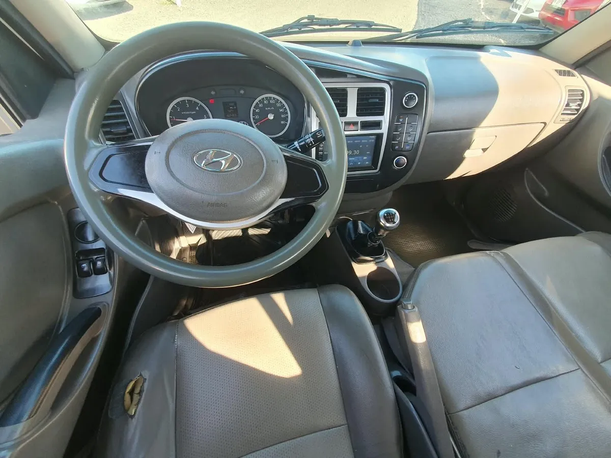 HYUNDAI PORTER  año 2021