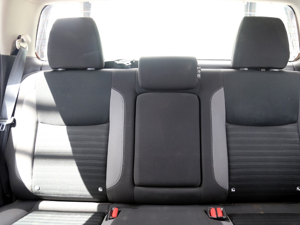 Nissan Navara 2.3 Xe Mt 4x4 año 2024
