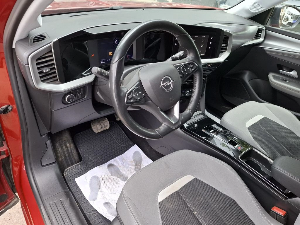 Opel Mokka 1.2t Aut Elegance año 2023