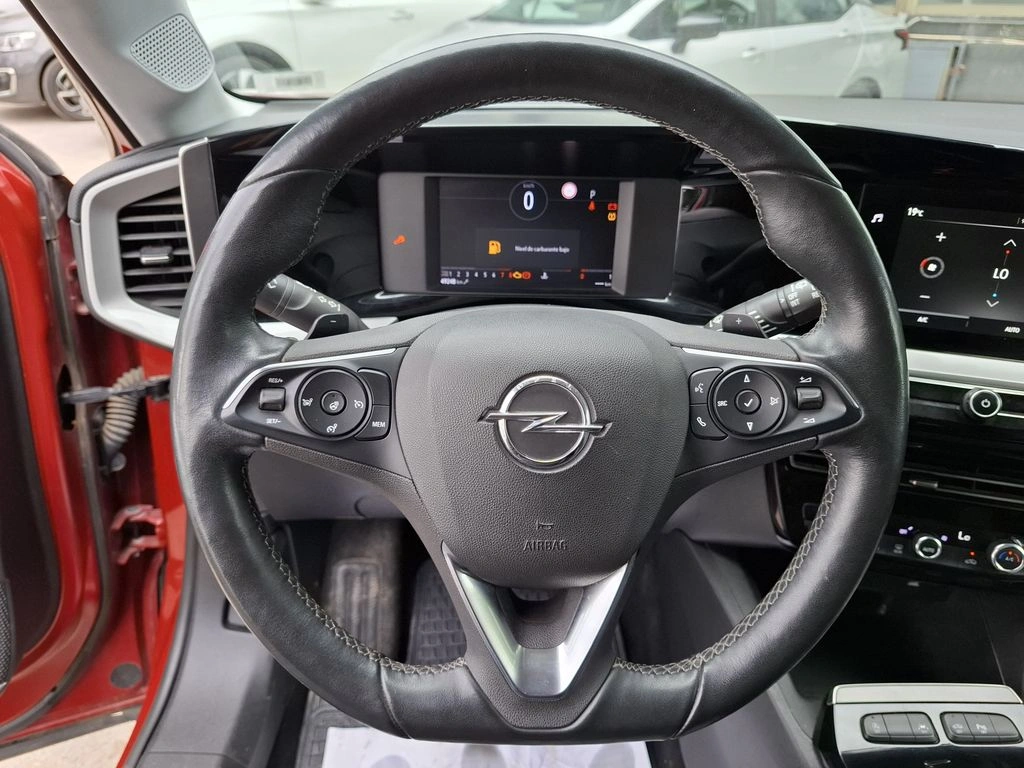 Opel Mokka 1.2t Aut Elegance año 2023