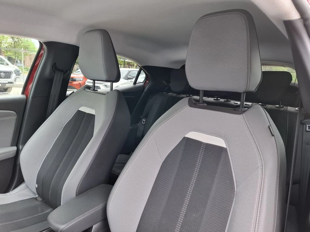 Opel Mokka 1.2t Aut Elegance año 2023