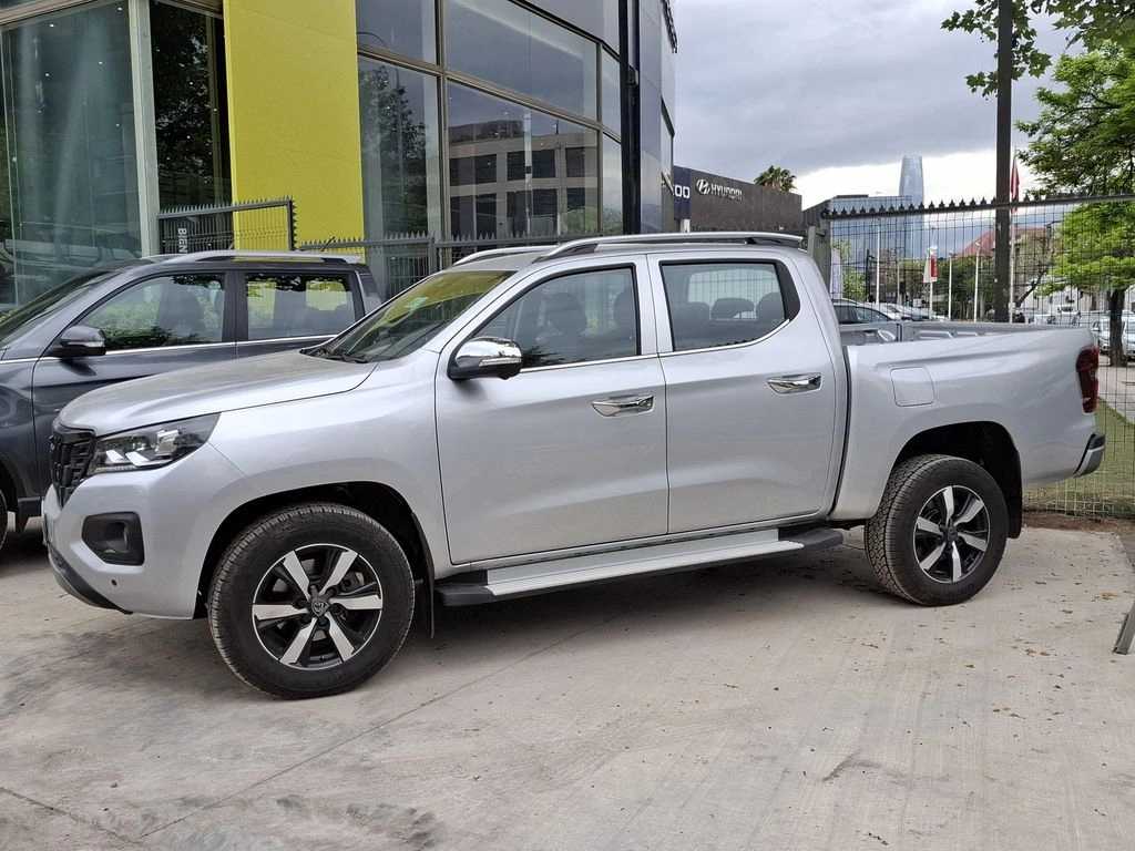 Peugeot Landtrek 2.2 Mca Action4 Diesel At año 2026