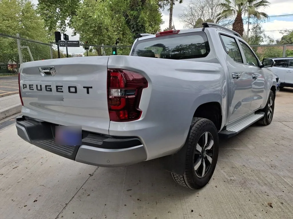 Peugeot Landtrek 2.2 Mca Action4 Diesel At año 2026