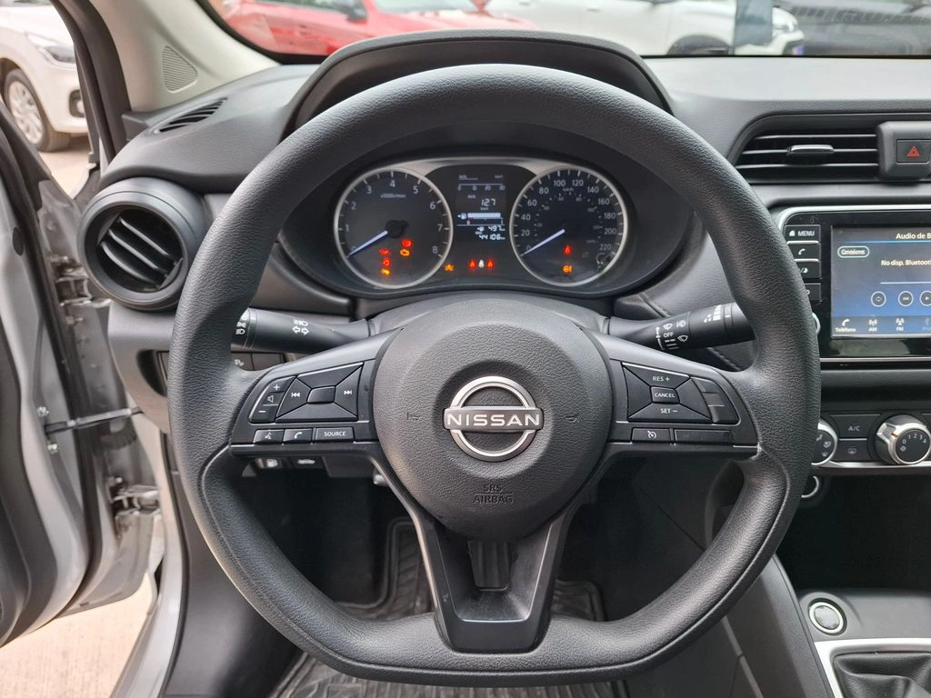 Nissan Versa Sense 1.6 año 2024