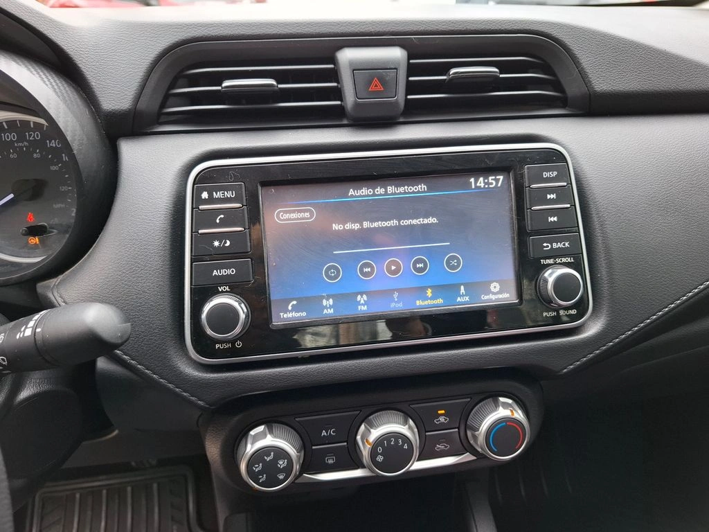 Nissan Versa Sense 1.6 año 2024