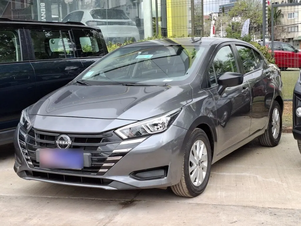 Nissan Versa Sense 1.6 Aut año 2024