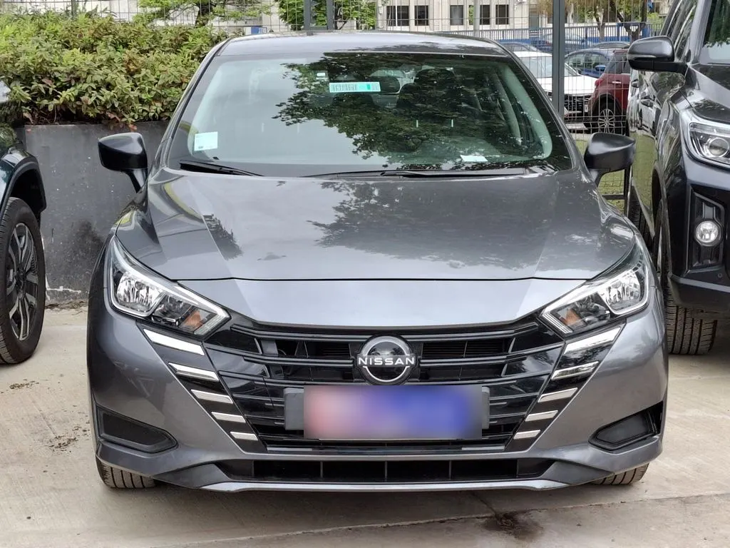 Nissan Versa Sense 1.6 Aut año 2024