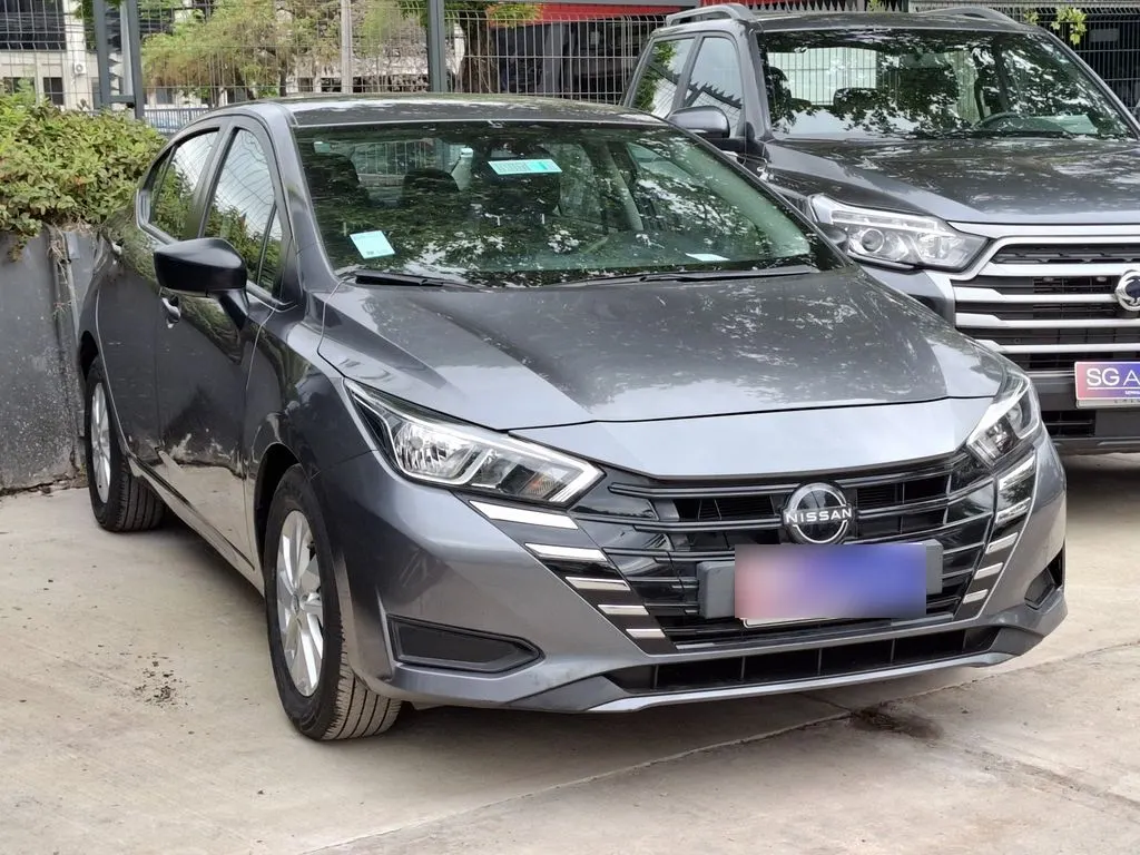 Nissan Versa Sense 1.6 Aut año 2024