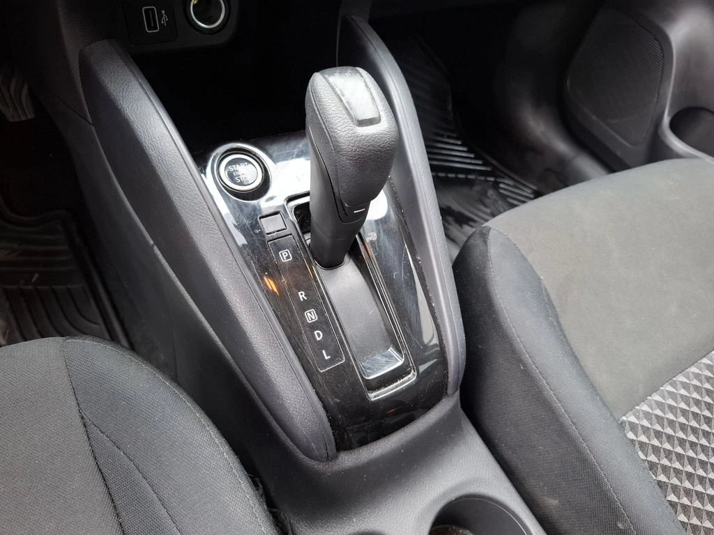 Nissan Versa Sense 1.6 Aut año 2024