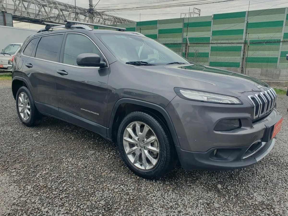 Jeep CHEROKEE No Sé La Versión año 2017