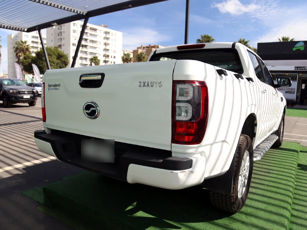 ZX Auto Terralord 2.5 4x2 Mt año 2022