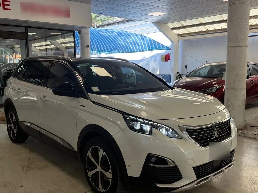 Peugeot 5008 Gt Line año 2020