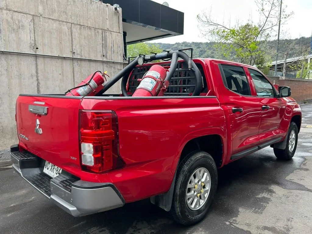 Mitsubishi L200 Katana Xrt 4x4 2.4 año 2025