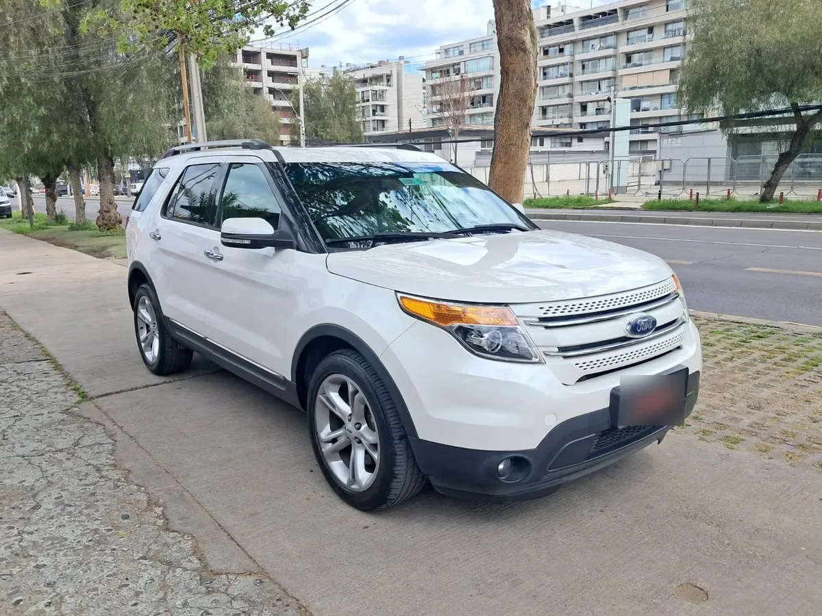 Ford EXPLORER 3.5 Limited At 4x4 año 2015