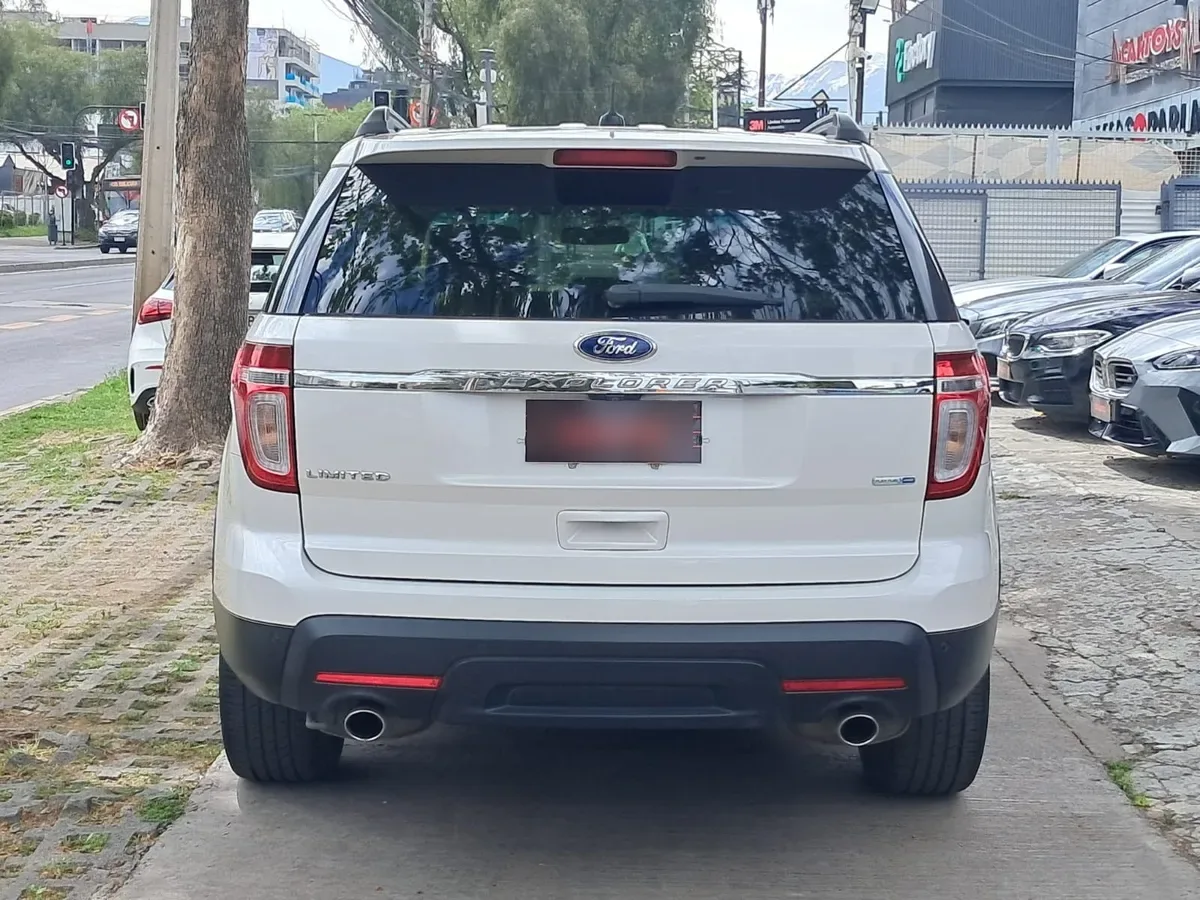 Ford EXPLORER 3.5 Limited At 4x4 año 2015