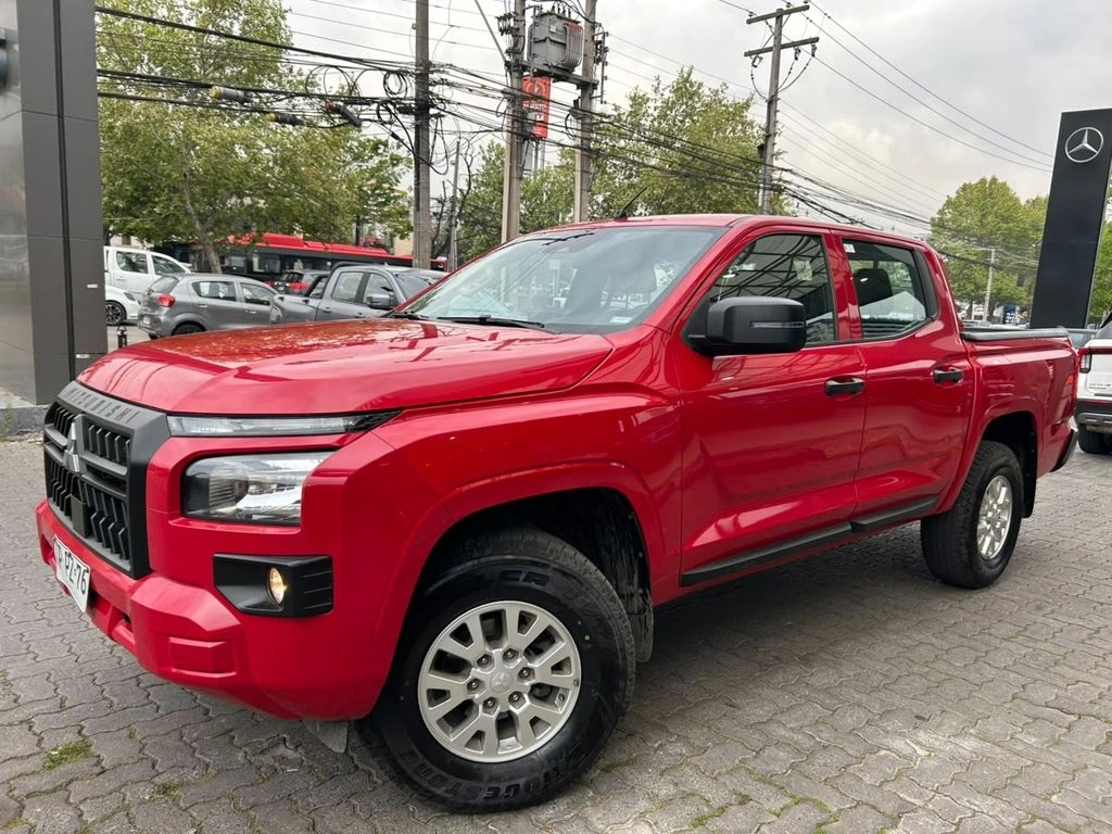 Mitsubishi L200 Katana Xrt 4x4 2.4 año 2024