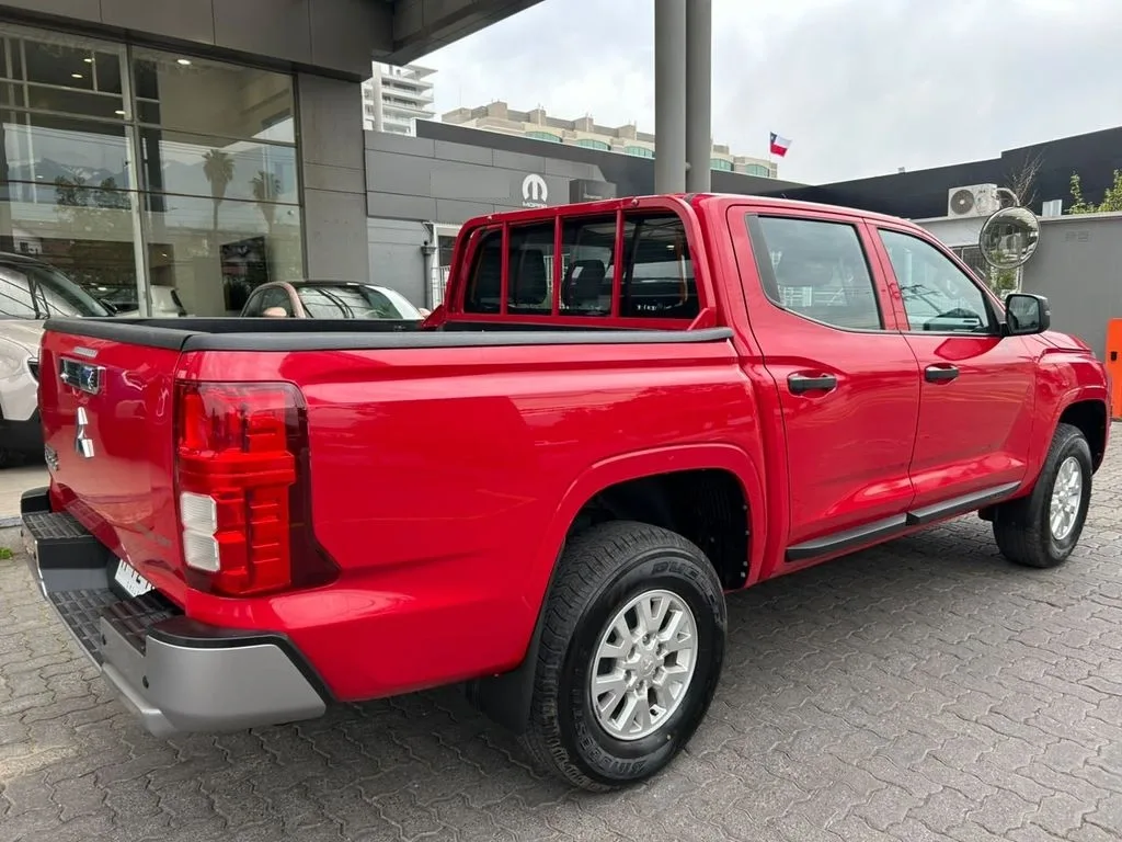 Mitsubishi L200 Katana Xrt 4x4 2.4 año 2024