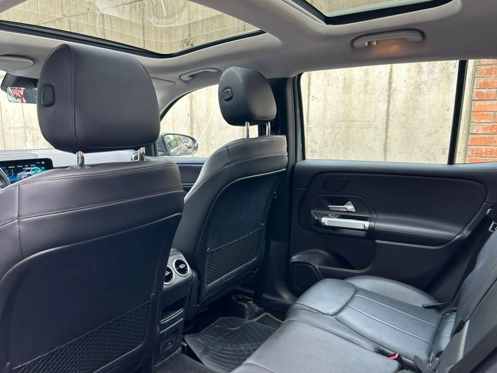 Mercedes-Benz Glb 250 2.0 4matic 4x4 At 5p año 2022