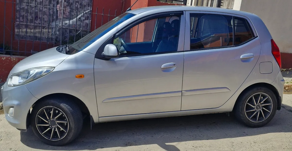 HYUNDAI I-10 1.1 Fl Gls (base) Mt año 2014