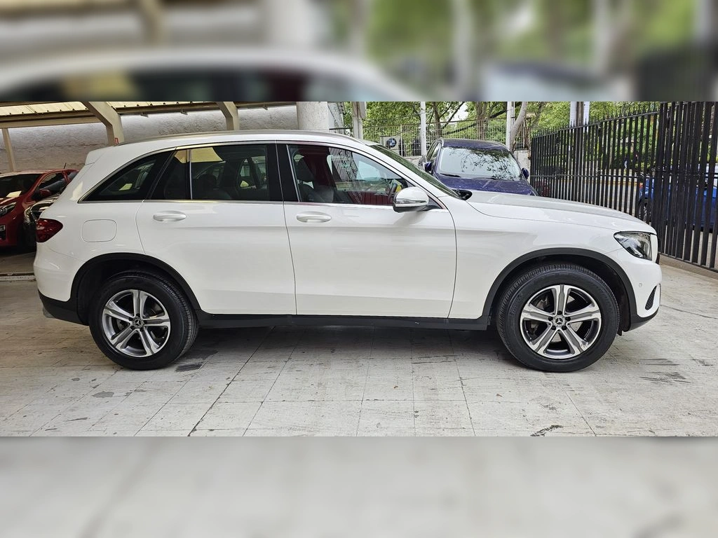 Mercedes-Benz 220 Glc 220 2.1 D 4x4 At año 2020