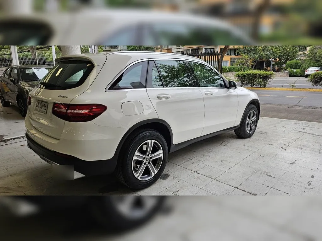 Mercedes-Benz 220 Glc 220 2.1 D 4x4 At año 2020
