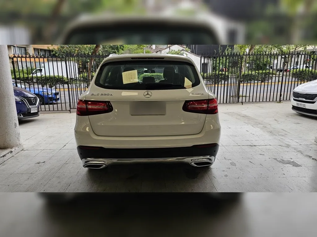 Mercedes-Benz 220 Glc 220 2.1 D 4x4 At año 2020