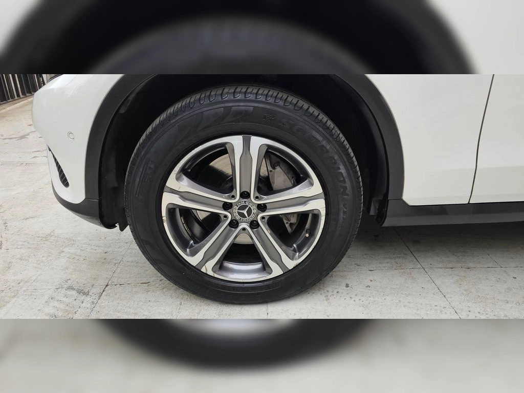 Mercedes-Benz 220 Glc 220 2.1 D 4x4 At año 2020