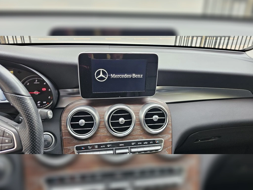 Mercedes-Benz 220 Glc 220 2.1 D 4x4 At año 2020