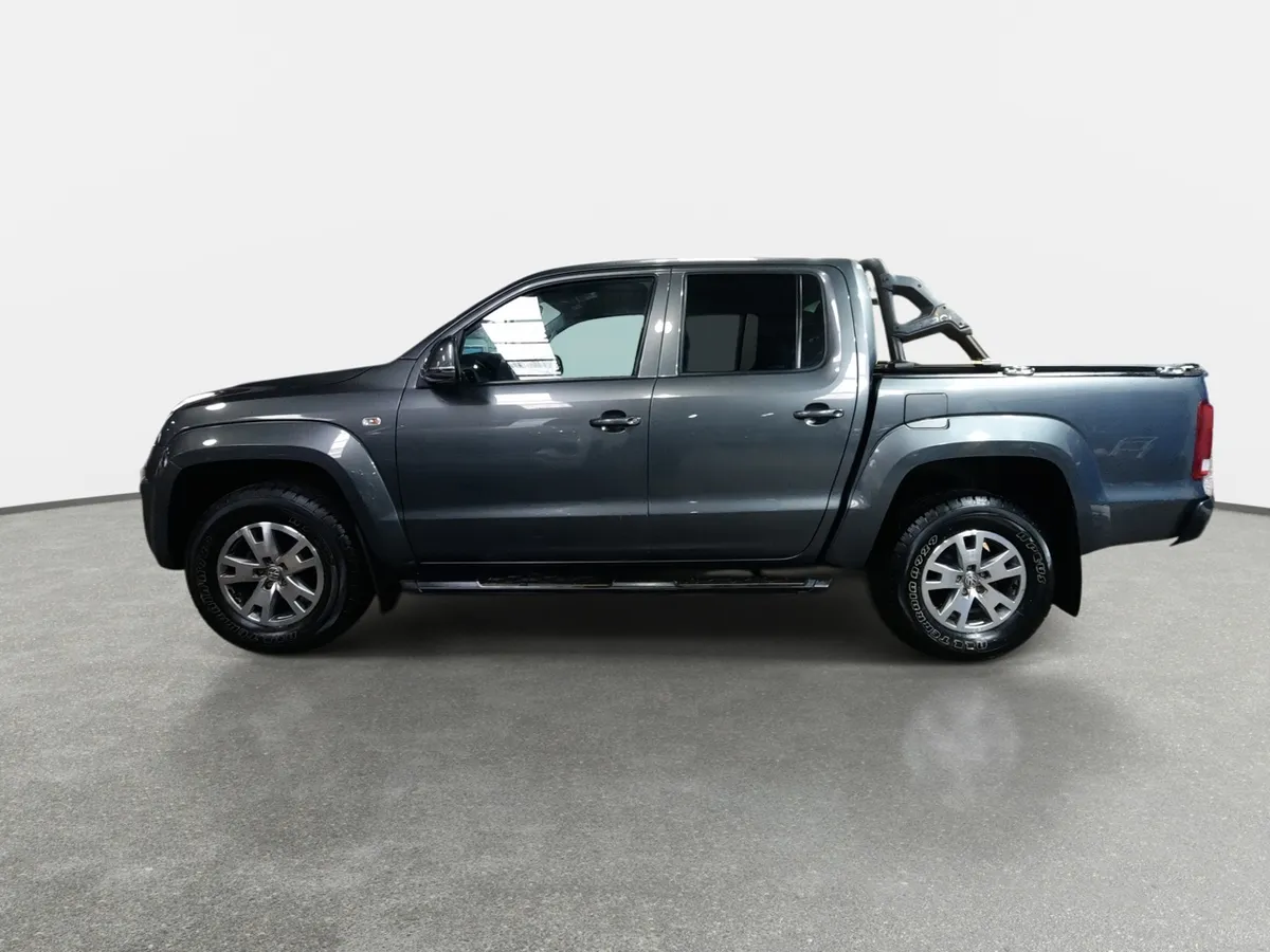 Volkswagen Amarok 2.0 Comfortline Diesel Dob. Cab. 4x2 Mt 4p año 2020
