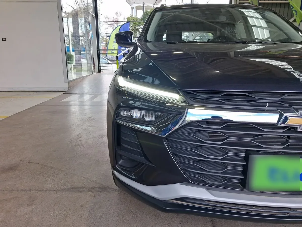 Chevrolet Tracker 1.2t Ltz T 4x2 At 5p año 2026