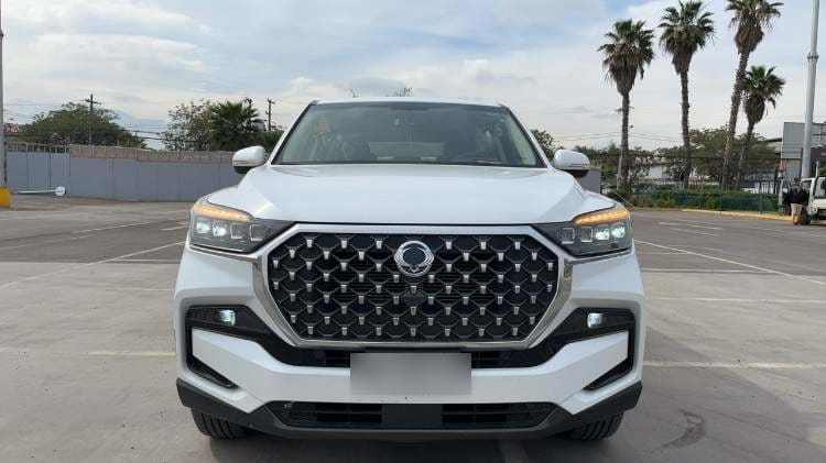 Ssangyong Rexton 2.0t Lx 4x2 6ab 6mt 5p año 2023