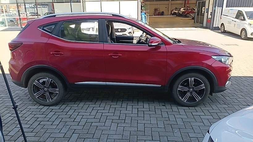 MG Mg Zs 1.5 Comfort 4x2 Mt 5p año 2020
