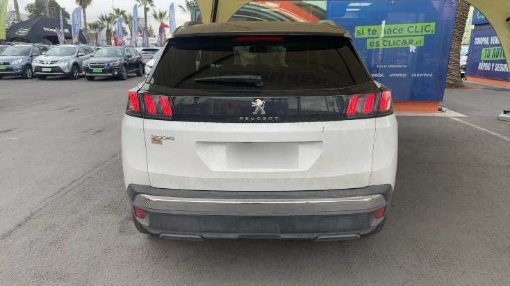 Peugeot 3008 1.5 Allure Pack Bluehdi 130 4x2 Eat8 5p año 2024