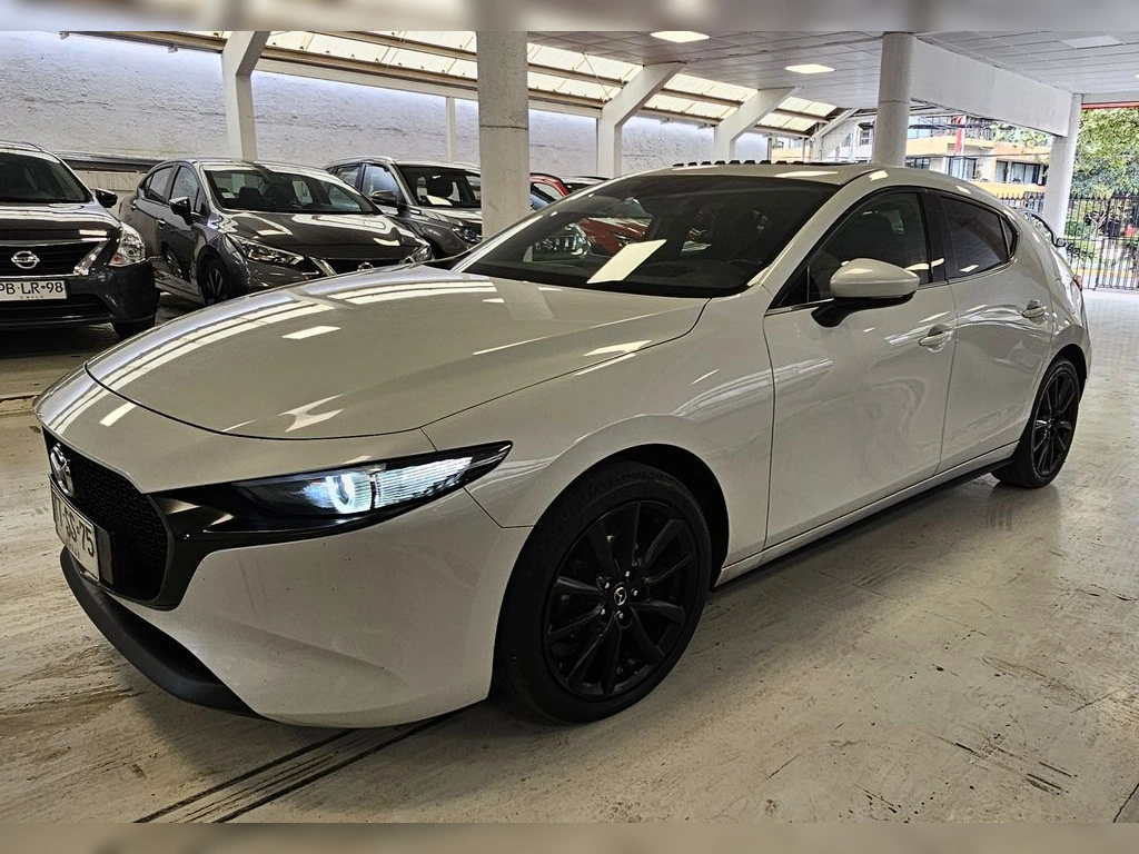 Mazda 3 Sport Core At 2025 año 2025