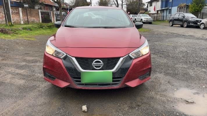 Nissan Versa 1.6 Sense 4x2 Mt 4p año 2023