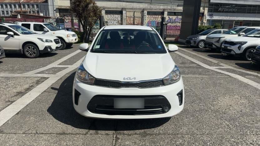 Kia Soluto 1.4 Lx Ac 4x2 Mt 4p año 2023