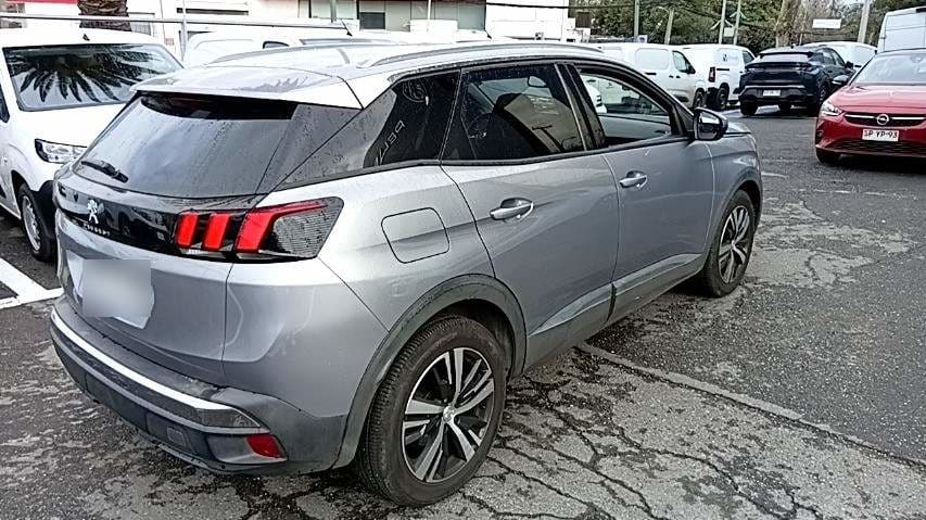 Peugeot 3008 1.5 Active Bluehdi Diesel 4x2 130 Mt6 5p año 2021