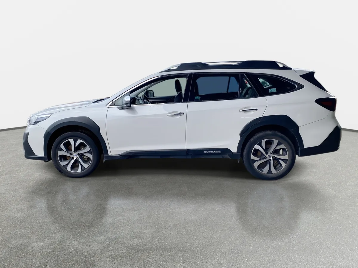 Subaru Outback 2.5i Touring Awd Cvt At 5p año 2022