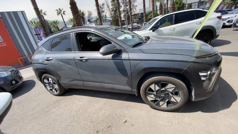 Hyundai Kona 1.6 Sx2 Design Hybrid 4x2 At 5p año 2026