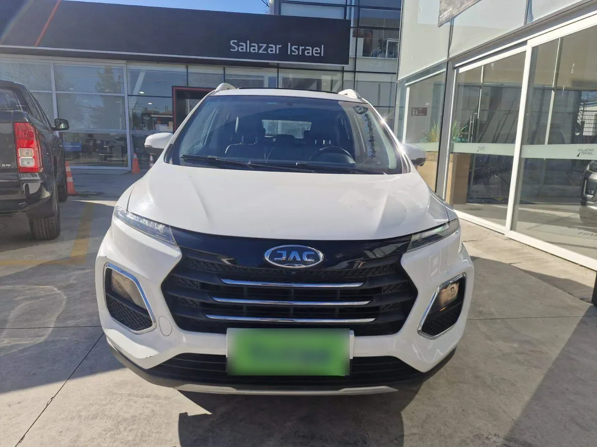 JAC Js3 1.6 Advance 4x2 Cvt At 5p año 2021