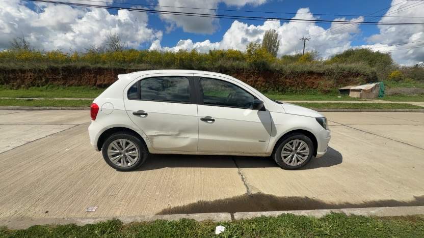 Volkswagen Gol 1.6 Trendline 4x2 Hb Mt 5p año 2022