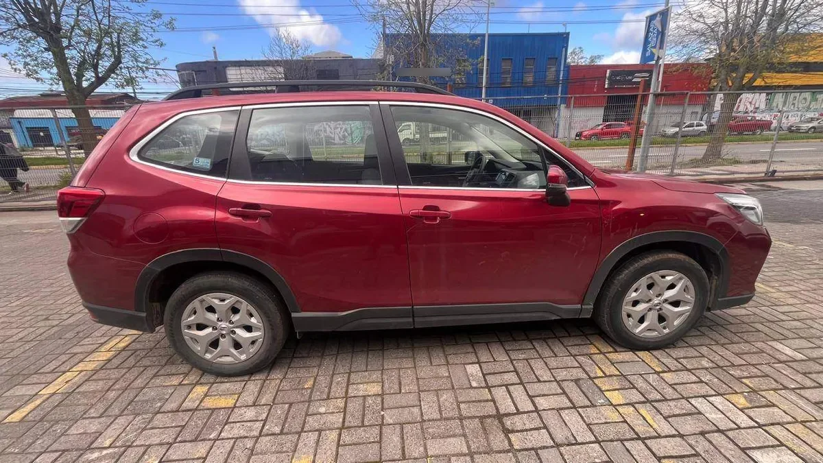 Subaru Forester 2.0i X Awd At 5p año 2021