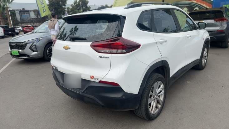 Chevrolet Tracker 1.2t Ltz Fwd Mt 5p año 2023