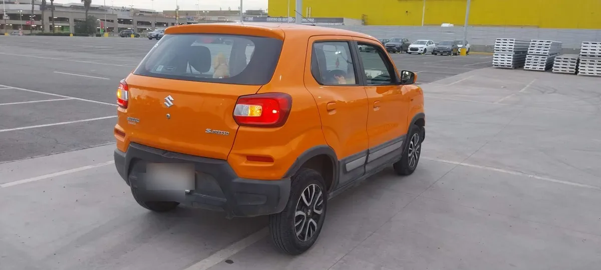 Suzuki Spresso 1.0 Glx Adventure 4x2 Mt 5p año 2021